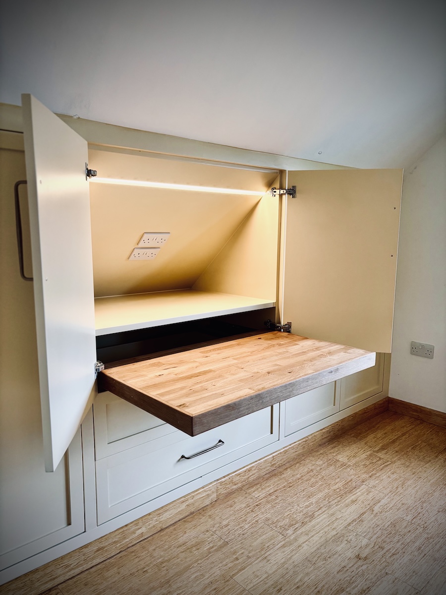 Bespoke_Wardrobe&desk
